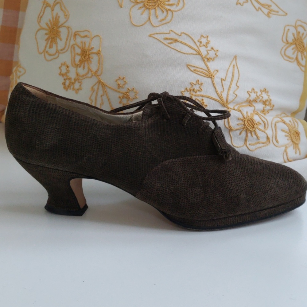 🔥HP🔥VTG Joan&David khaki/brown suede heels, 7 1/2 - Picture 3 of 8